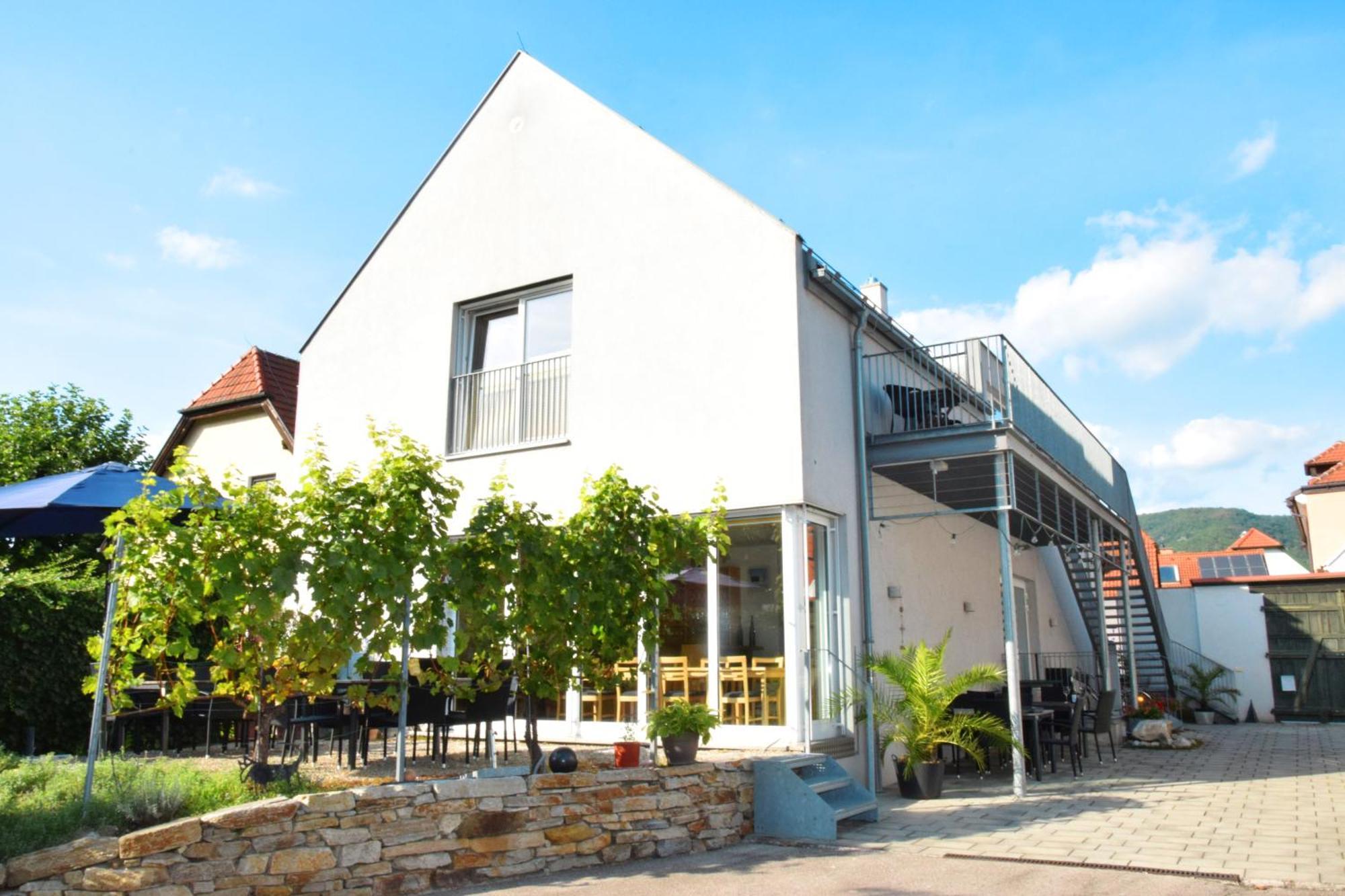 Weingut Baeuerl Apartment Duernstein Ngoại thất bức ảnh